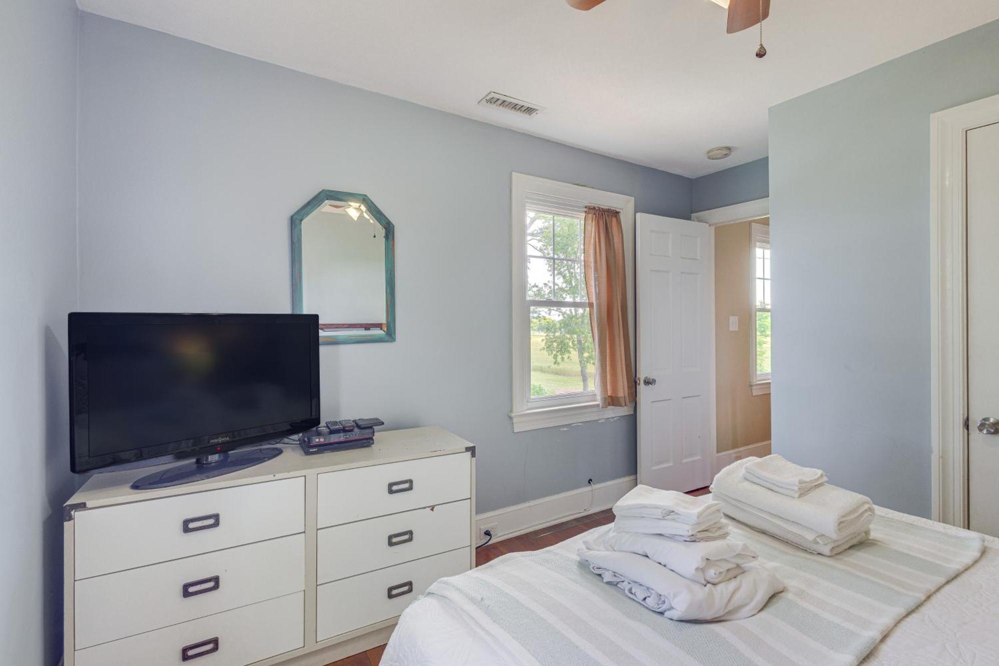 Updated Cape Charles Home About 2 Mi To Beachfront! Buitenkant foto