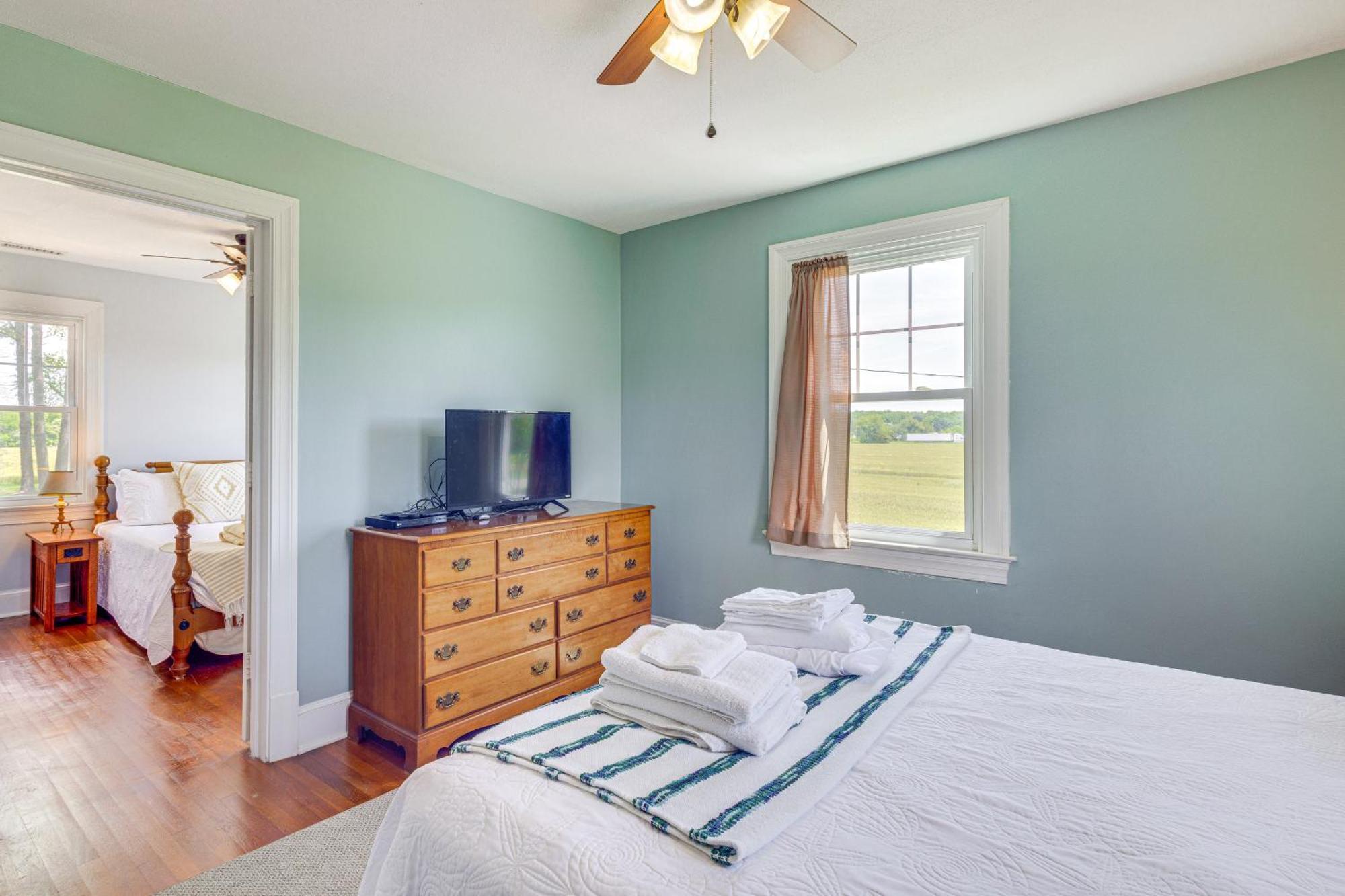 Updated Cape Charles Home About 2 Mi To Beachfront! Buitenkant foto
